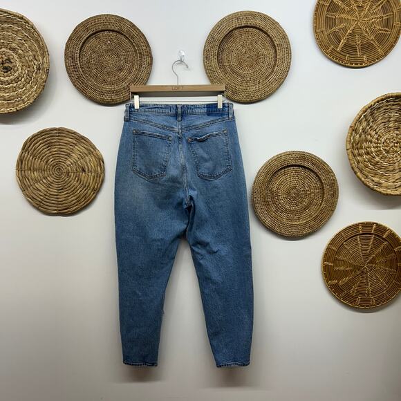 Abercrombie Curve Love The 80s Mom High Rise Jeans 31 / 12 Distressed High Rise - Picture 2 of 5